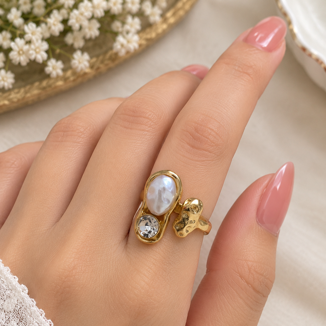 Pearl Ring 04