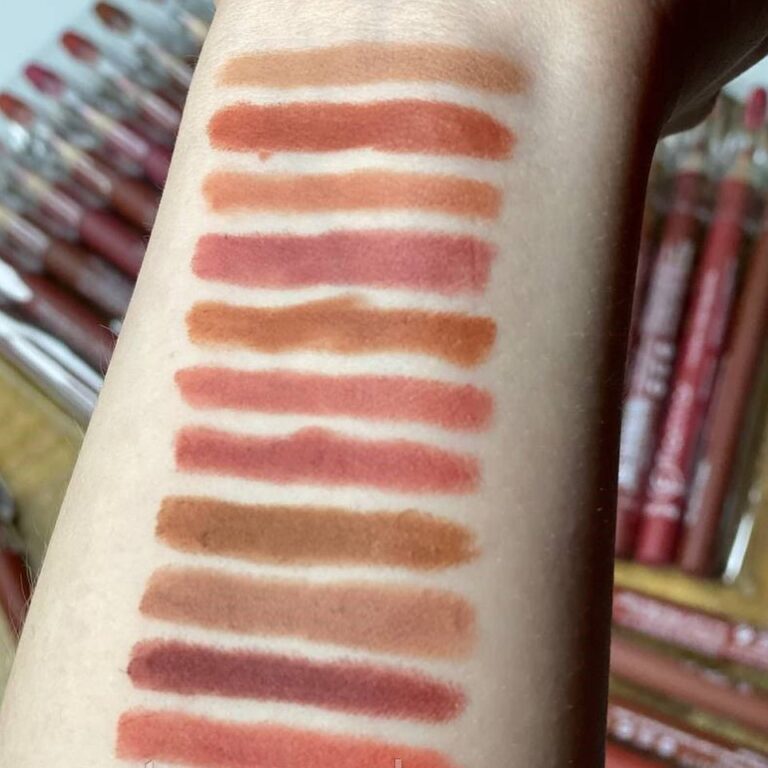 FLORMAR- 12 pcs Matte Color Lip pencils set