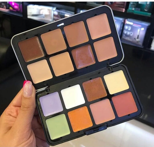 CARLA SECRET-  Camouflage HD Palette