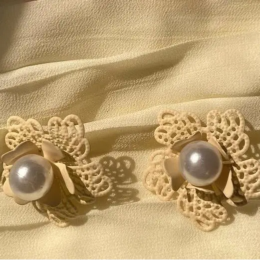Flower Earrings Dreamy Designs