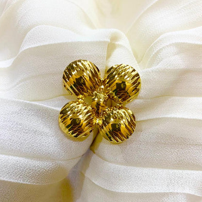 Dazzling Flower Stainless Steel Ring