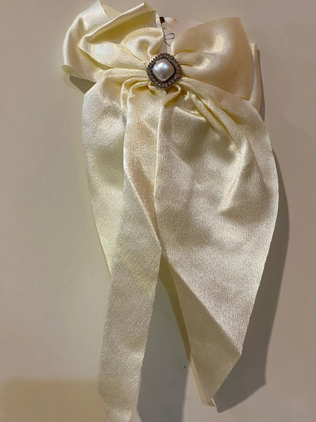 Bow Pins Dreamy Designs