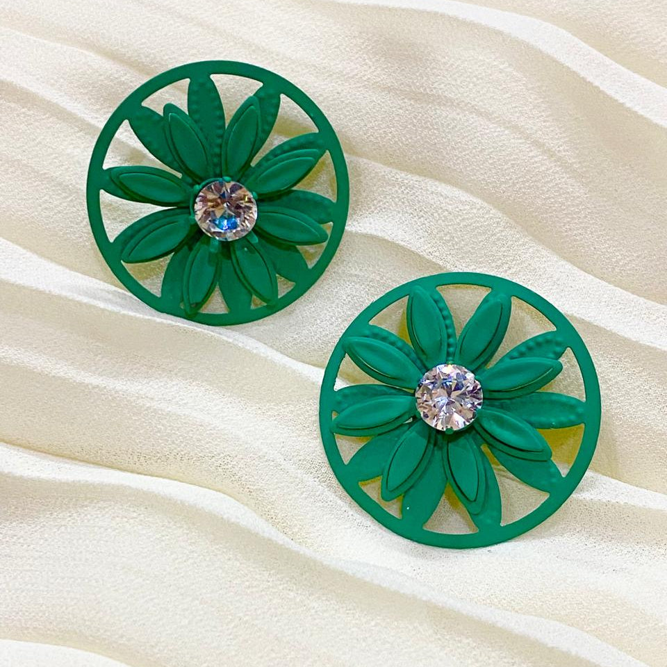 Daisy Floral Studs Dreamy Designs