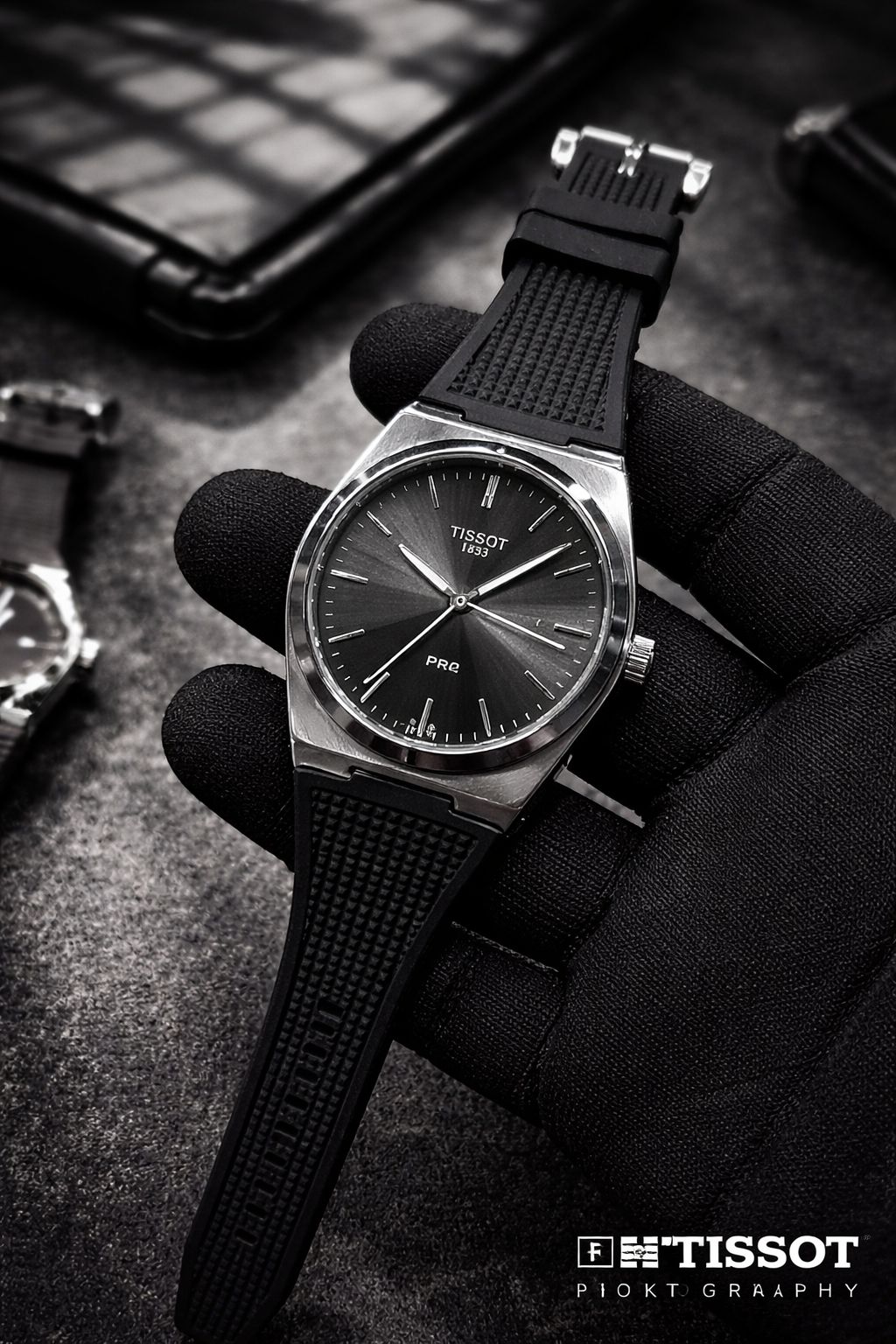 Integrated Silicone Strap Watch