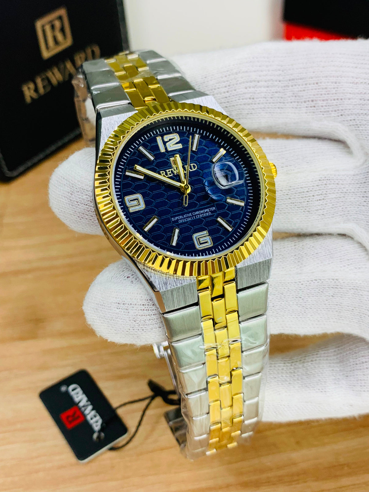 BIN-B Reward Honeycomb Luxury Chronometer Watch – Premium Stainless Steel with Date