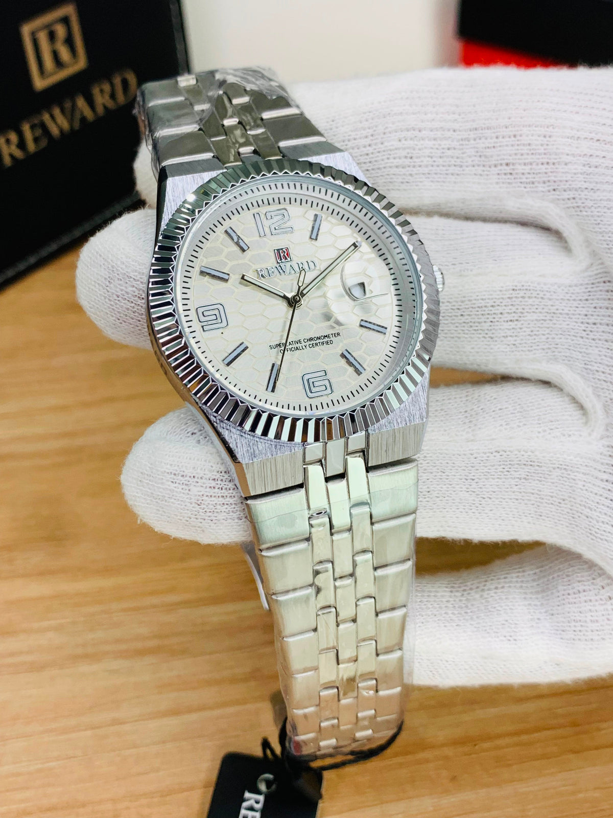 BIN-B Reward Honeycomb Luxury Chronometer Watch – Premium Stainless Steel with Date